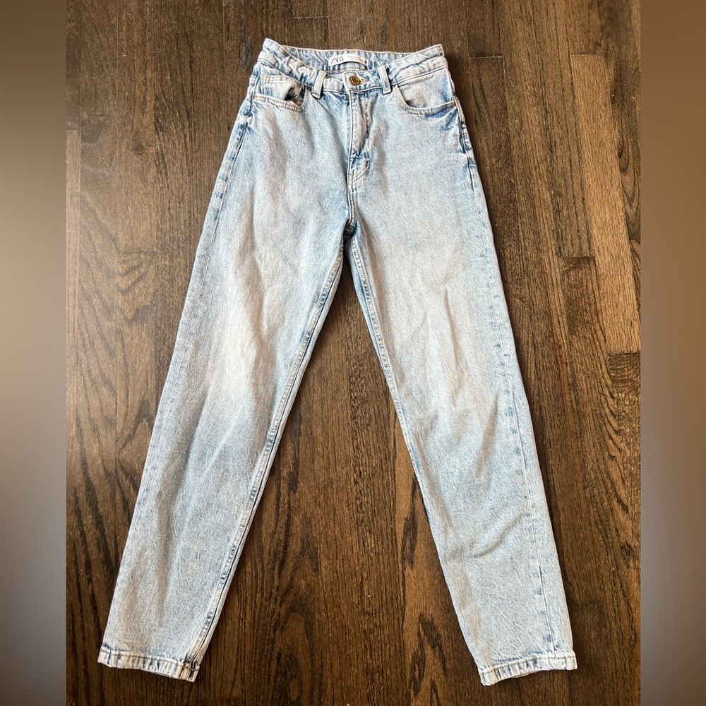 Zara Light Wash Straight Leg Jeans